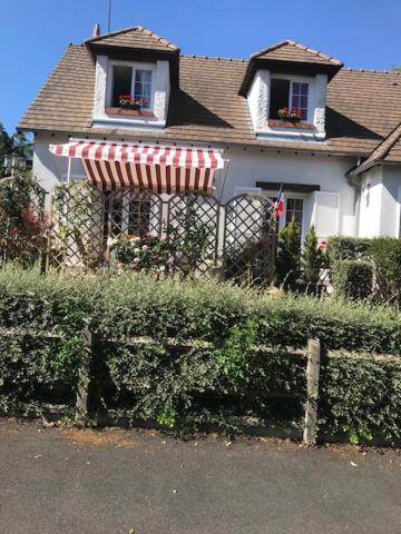 Bed and Breakfast Clos Du Bourg Saint-Cyr-en-Val Экстерьер фото