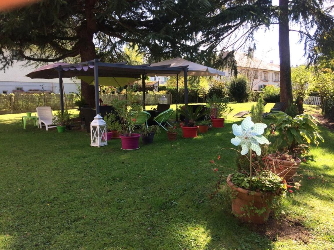 Bed and Breakfast Clos Du Bourg Saint-Cyr-en-Val Экстерьер фото